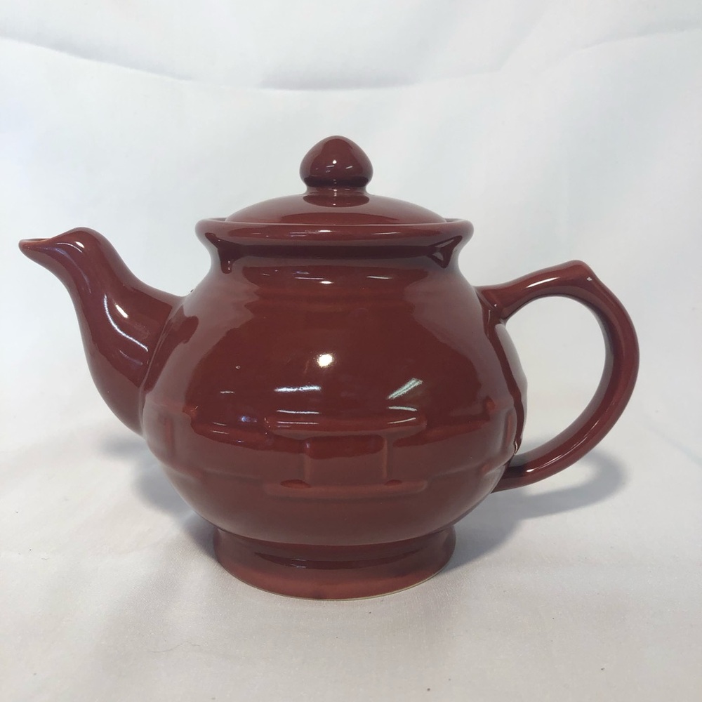 Longaberger Paprika Woven Traditions 2 cup Child’s Teapot